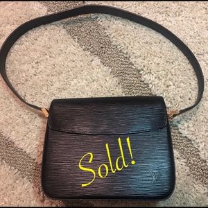 Louis Vuitton Buci Epi